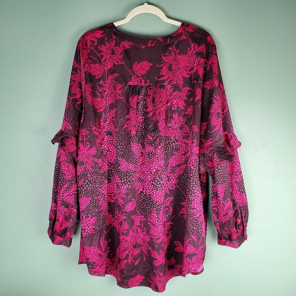 Lane Bryant Women's Burgundy Red Floral Satin Ruffle Sleeve Blouse Size 26/28 - Picture 2 of 6